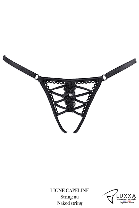 ENSEMBLE SG SEINS NUS A LACET ET STRING NU